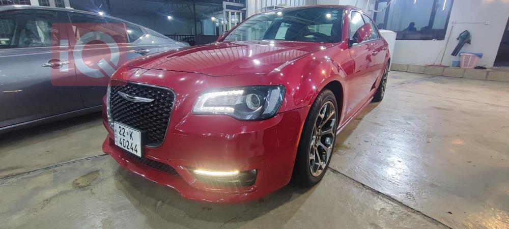 كرايسلر 300